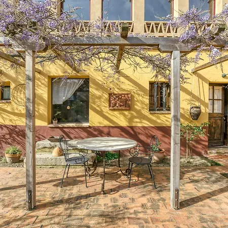 El Pedro Rural Apartment *